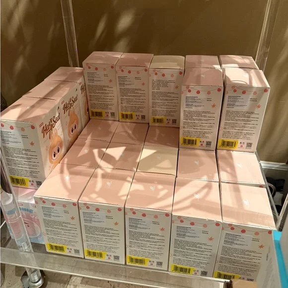 Authentic Labubu Have a Seat series - Picture 1 of 2